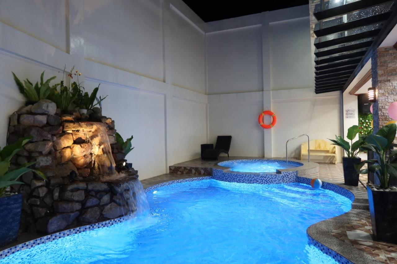 The Legacy Hotel Tayabas Luaran gambar