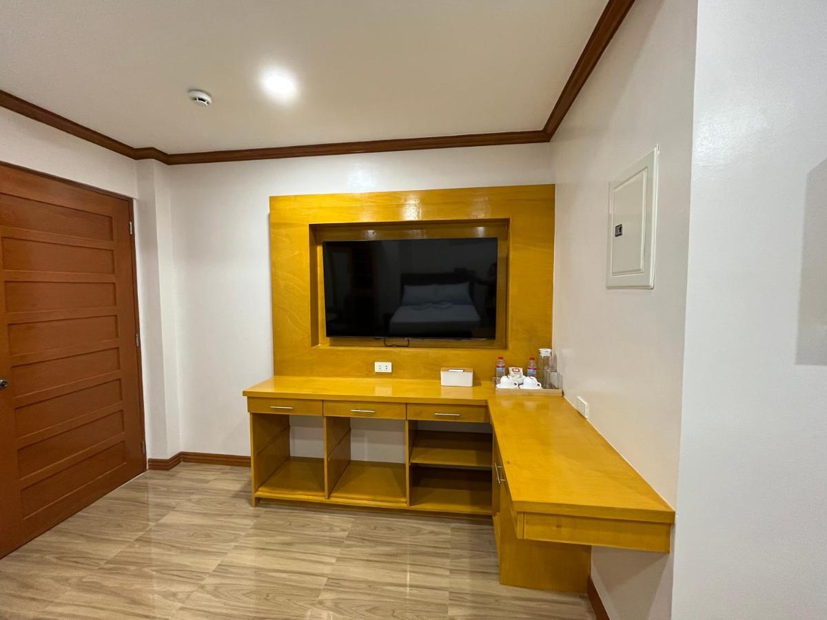 The Legacy Hotel Tayabas Luaran gambar